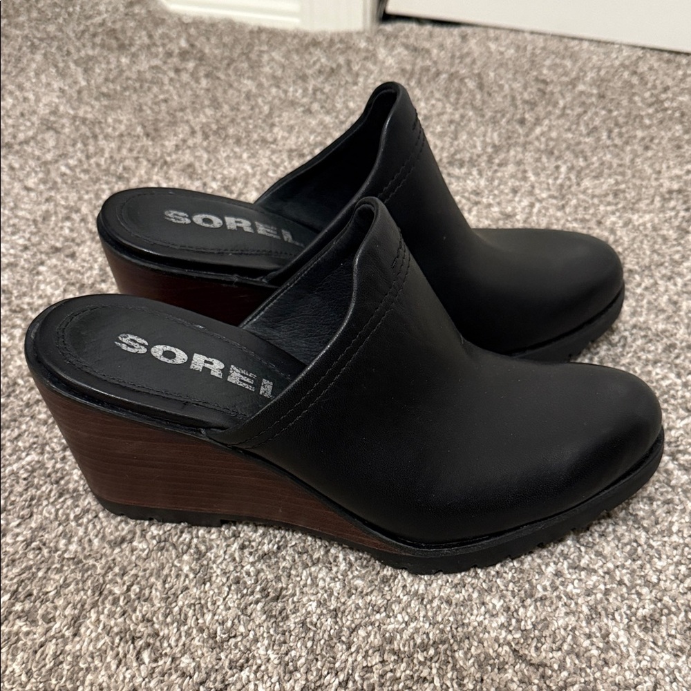 Sorel After Hours Black Leather Wedge Mule